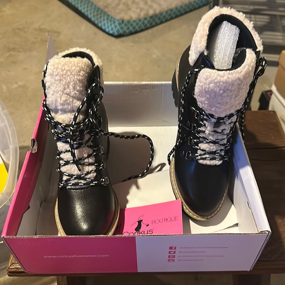 Hey Girl by Corkys boots